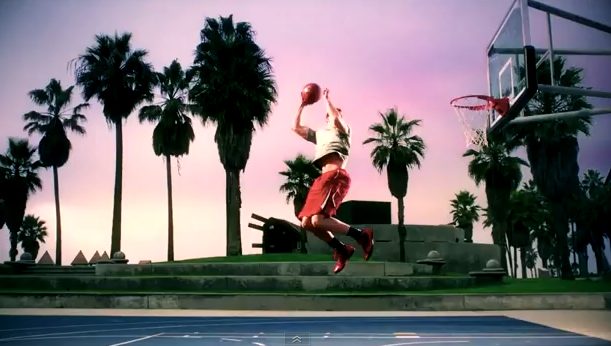 BLAKE GRIFFIN @ VENICE BEACH GIVES YOU WINGS