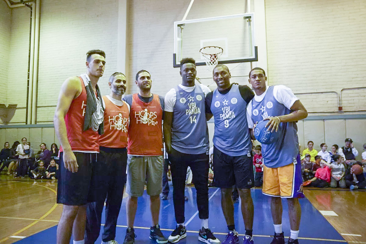 Veniceball Hoops for Hope with the Lakers